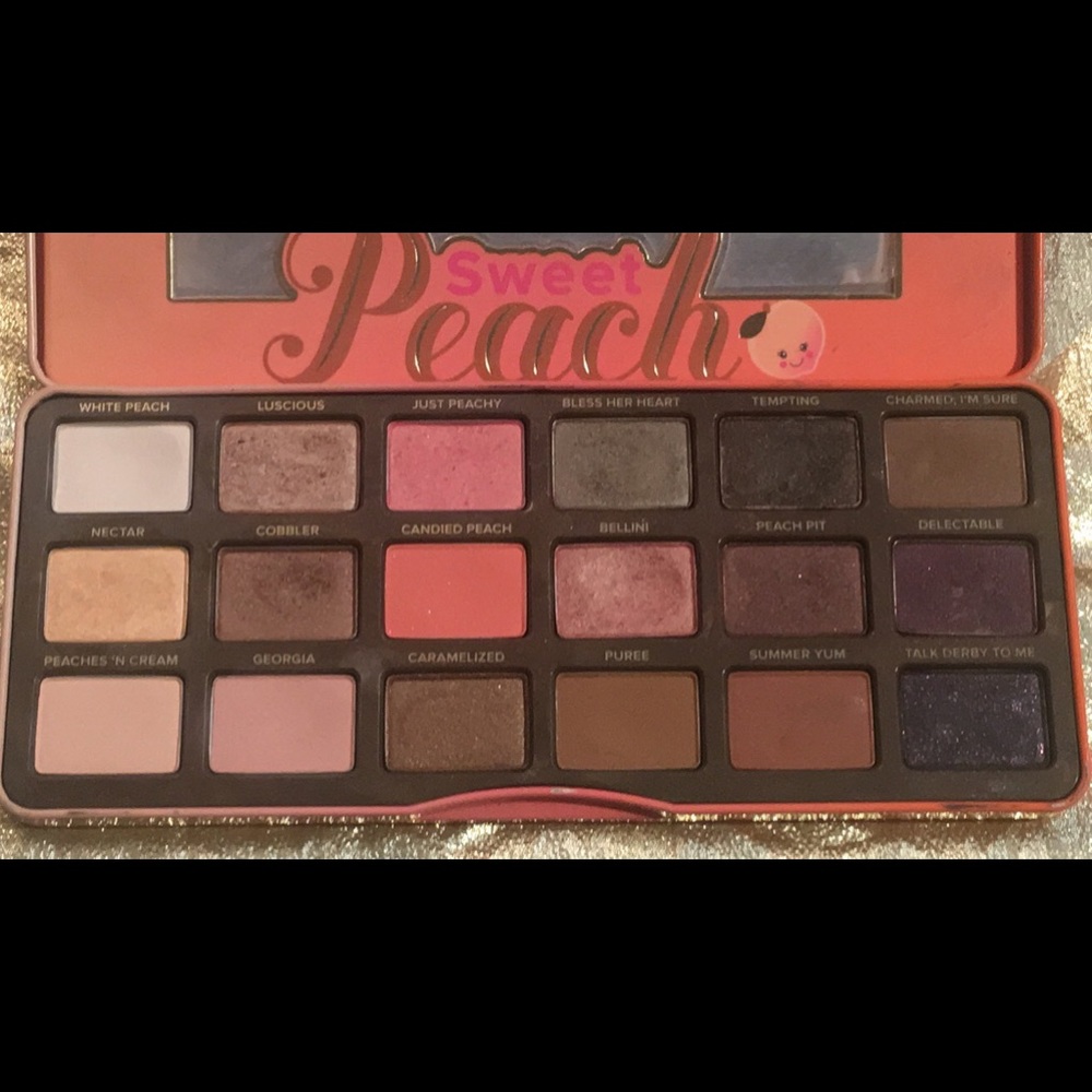 Too Faced Sweet Peach Eyeshadow Palette